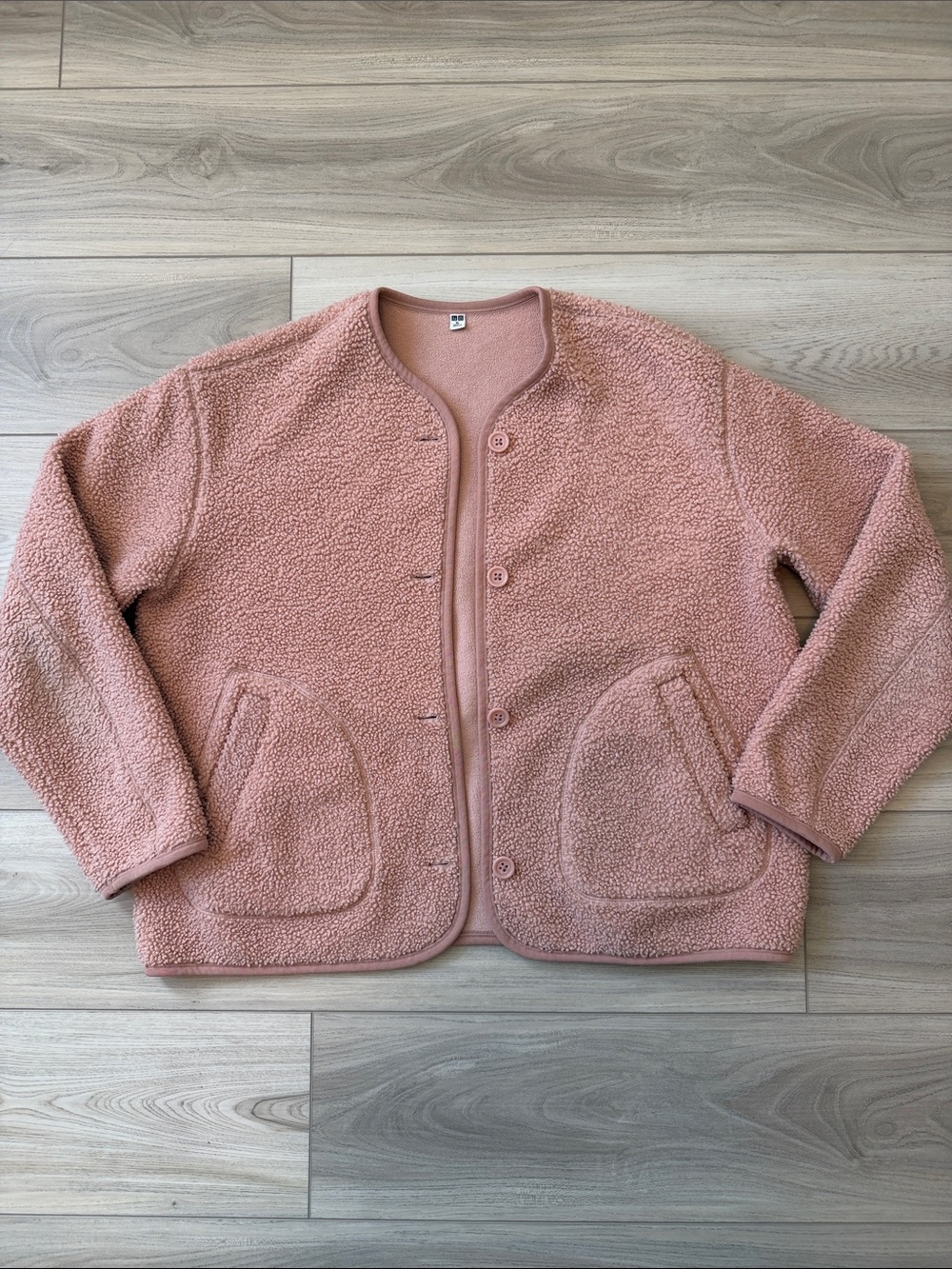 Uniqlo Cozy Textured Sherpa Jacket in Dusty Rose